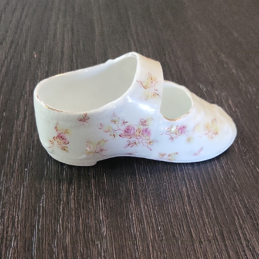 Vintage Porcelain Baby Girl Shoe  / 4.5"